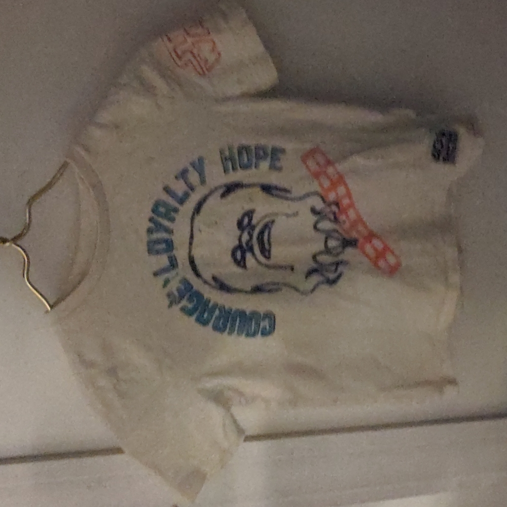Gap t shirt size small kids
